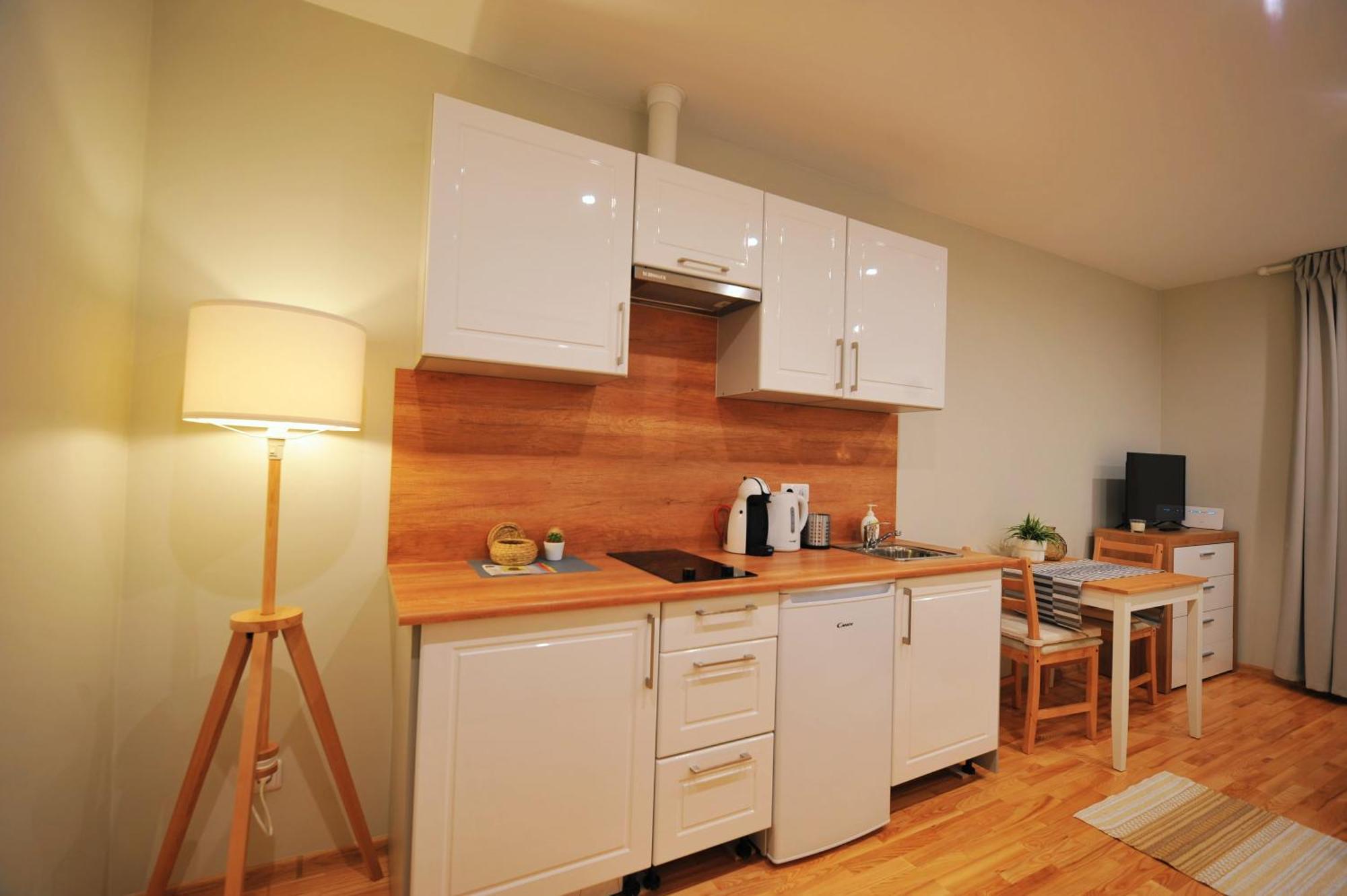 Central Comfort At Hanzas Residence, Stay Near Cafes, Bars, Museums & Esplanade Riga Quarto foto