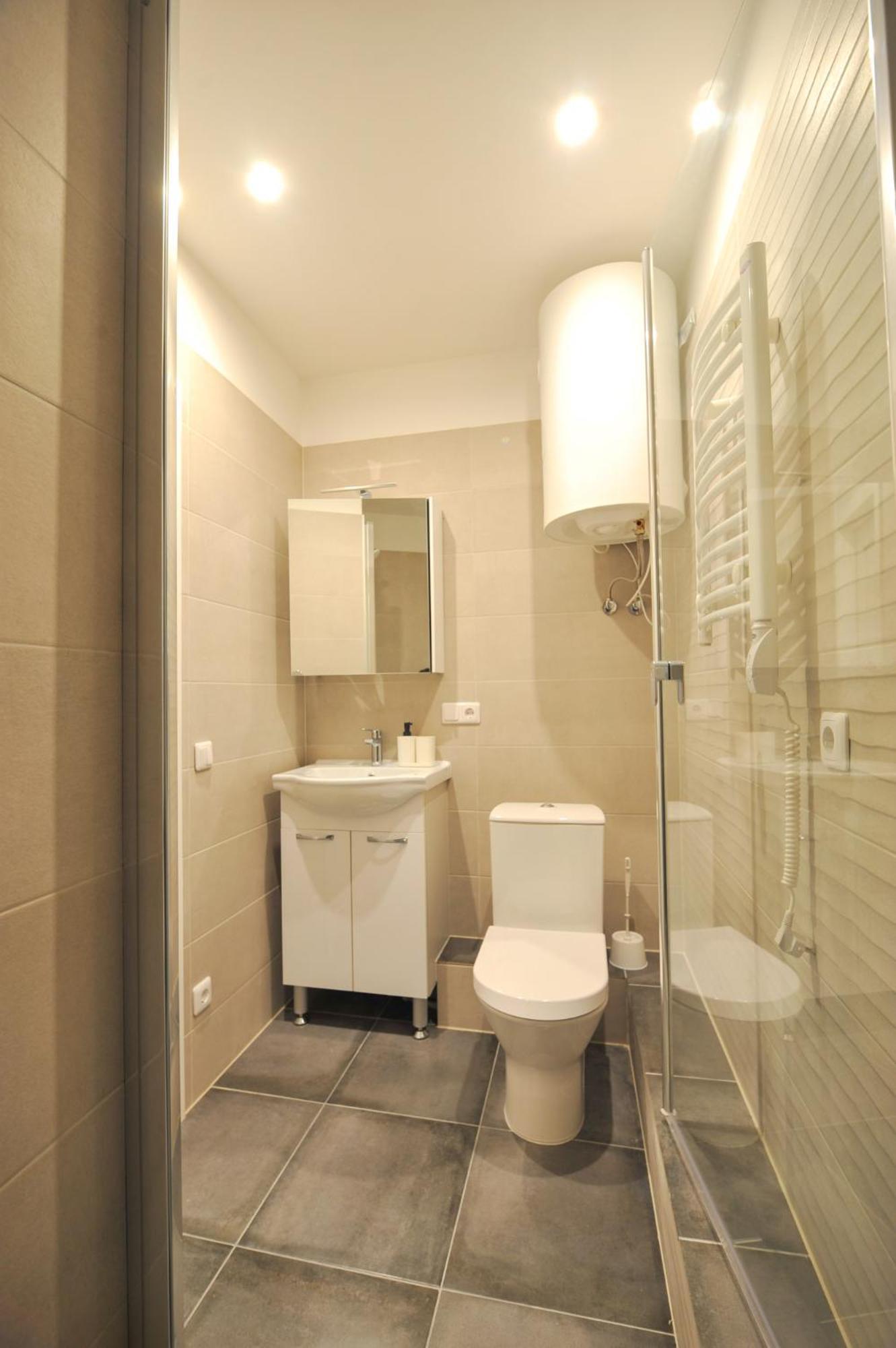 Central Comfort At Hanzas Residence, Stay Near Cafes, Bars, Museums & Esplanade Riga Quarto foto