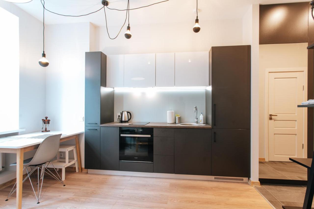 Central Comfort At Hanzas Residence, Stay Near Cafes, Bars, Museums & Esplanade Riga Exterior foto